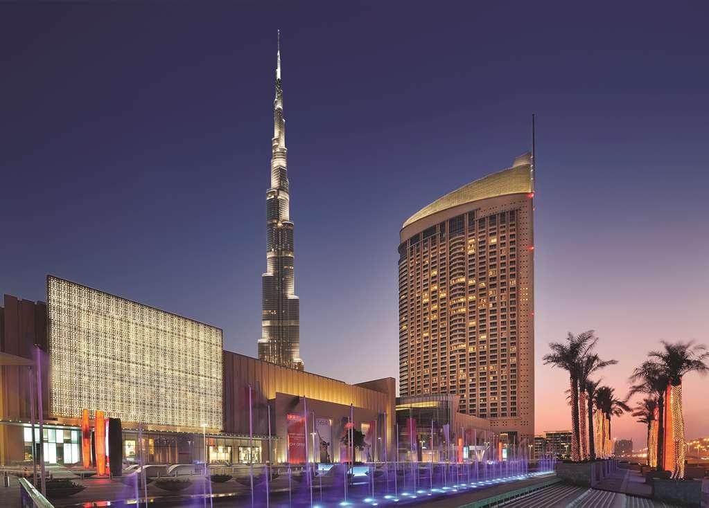 Kempinski Central Avenue Dubai Hotel Buitenkant foto The Emirates Towers complex